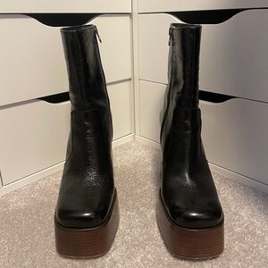 Original Jonak Paris Leather Platform Pumps